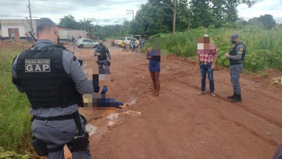 Mulher não representa contra ex e é esfaqueada após deixar delegacia