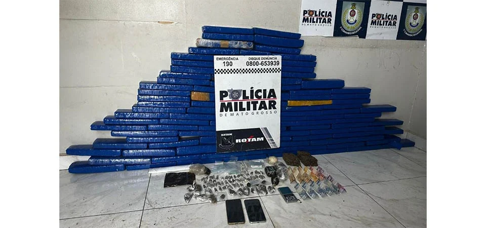 Rotam apreende 104 tabletes de maconha e prende dupla em flagrante por tráfico de drogas