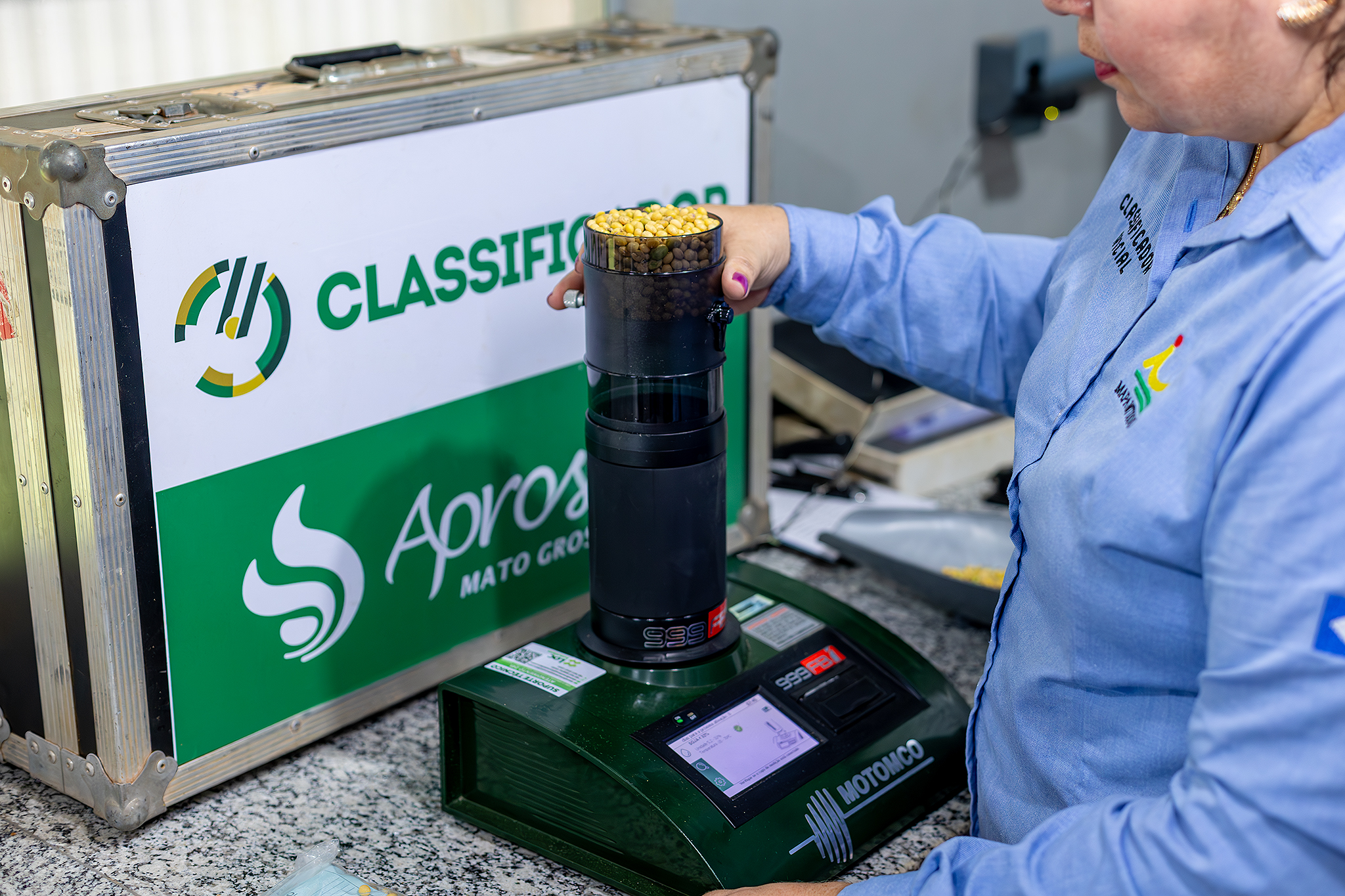 Classificador Legal auxilia produtores no diagnóstico de grãos ardidos e reforça manejo fitossanitário em Mato Grosso