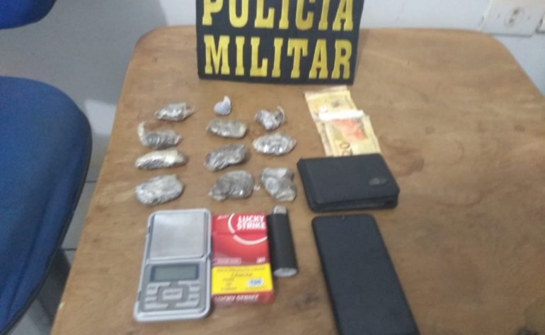 Itanhangá: Polícia Militar prende suspeito com porções de droga. Vídeo
