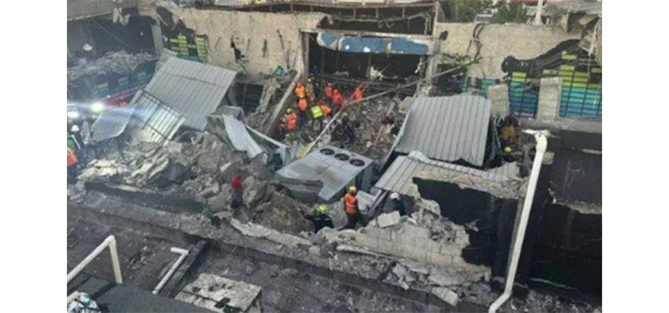 Teto de boate desaba e deixa mais de 215 pessoas mortas; veja vídeos