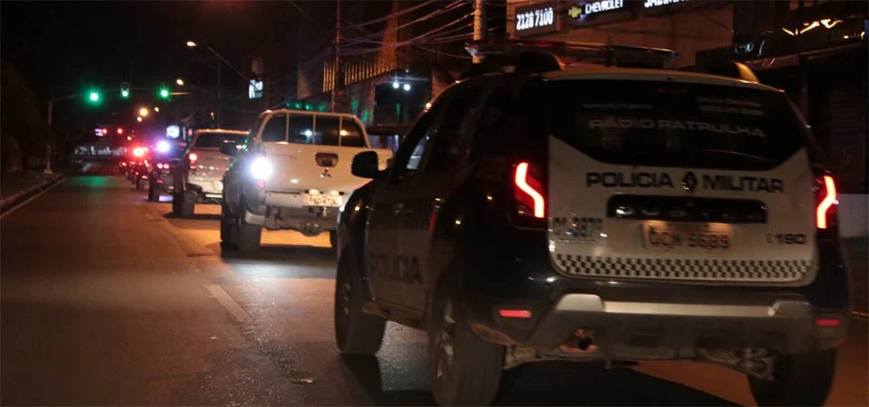 Polícia Militar resgata doze homens vítimas de sequestro e cárcere privado