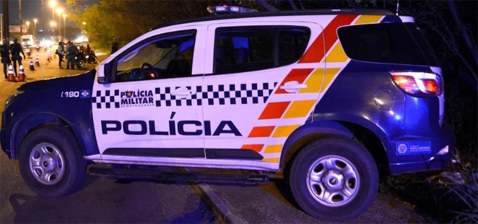 Maníaco é preso agredindo grávida dentro de carro