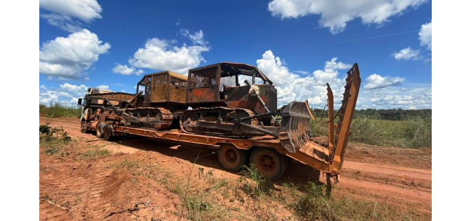 Sema apreende 3 tratores durante fiscalização ambiental