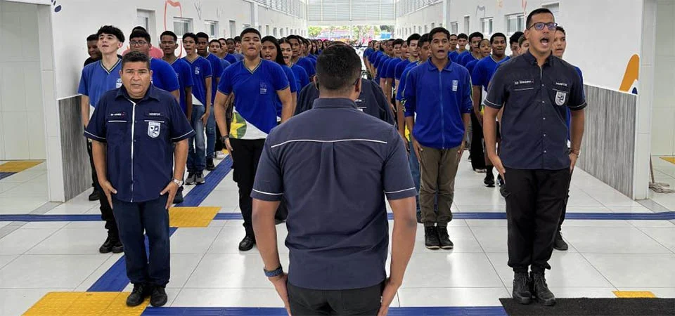 Mato Grosso amplia modelo cívico-militar e prevê 205 escolas na rede estadual em 2026