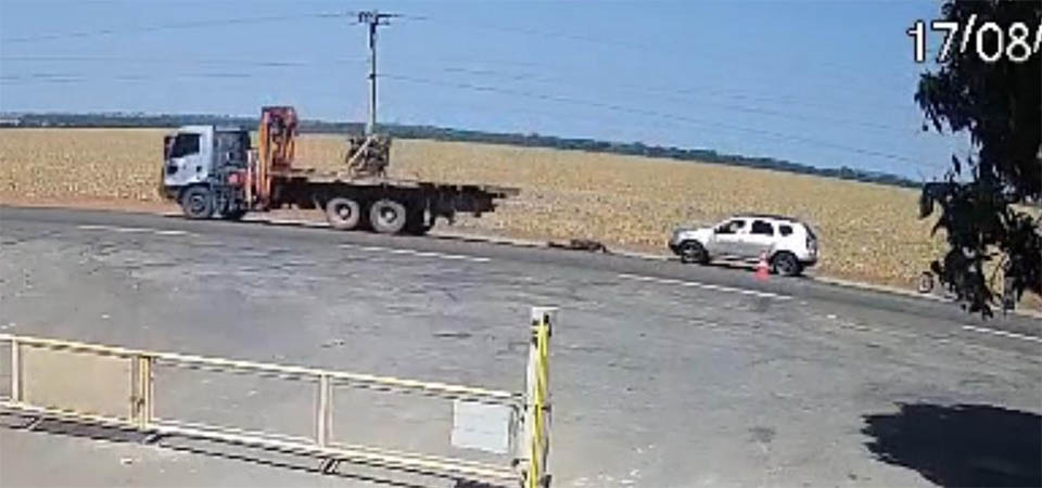 Subtenente da PM morre atropelado por caminhão durante operação