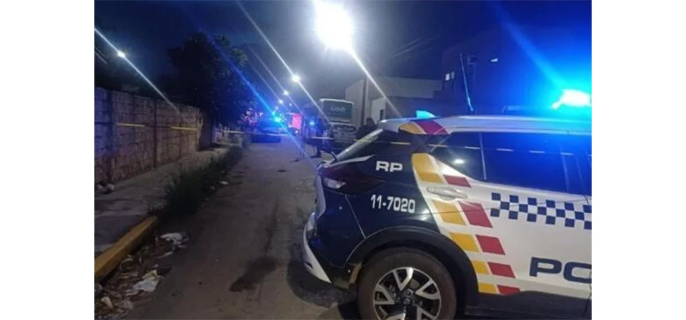 Líder de facção que extorquia comerciantes morre em confronto com a PM