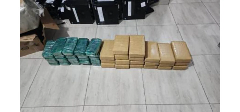 Carros e drogas avaliados em R$ 1 mi são apreendidos