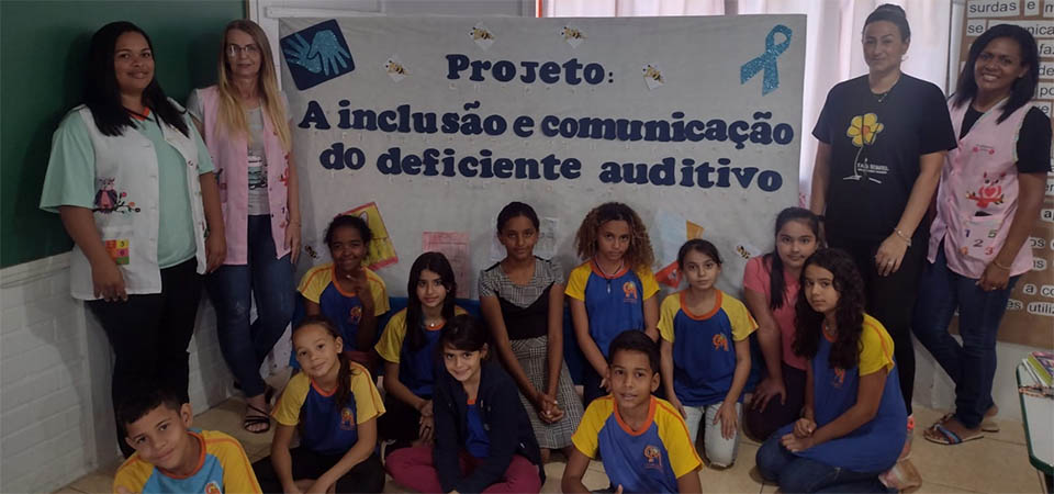 Itanhangá: Projeto de inclusão de deficientes auditivos é realizado por alunos da Escola Cecília Meireles. Fotos e vídeo
