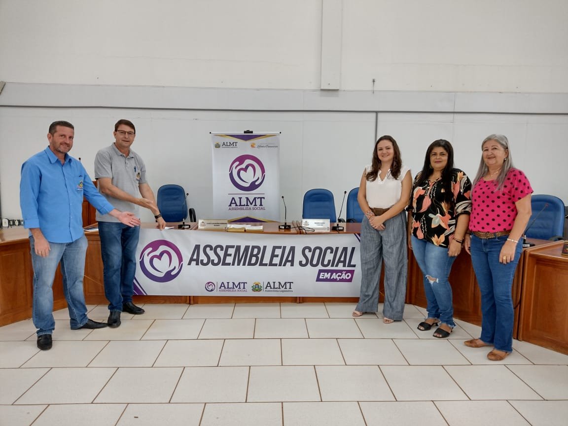 Itanhangá: Caminhonete com mudança pega fogo e família perde tudo