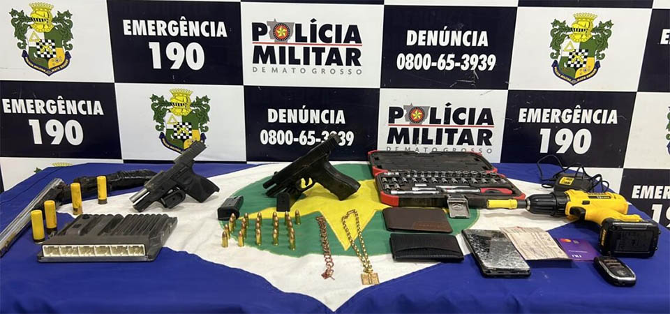 Dois morrem em confronto com a PM quando tentavam roubar carros