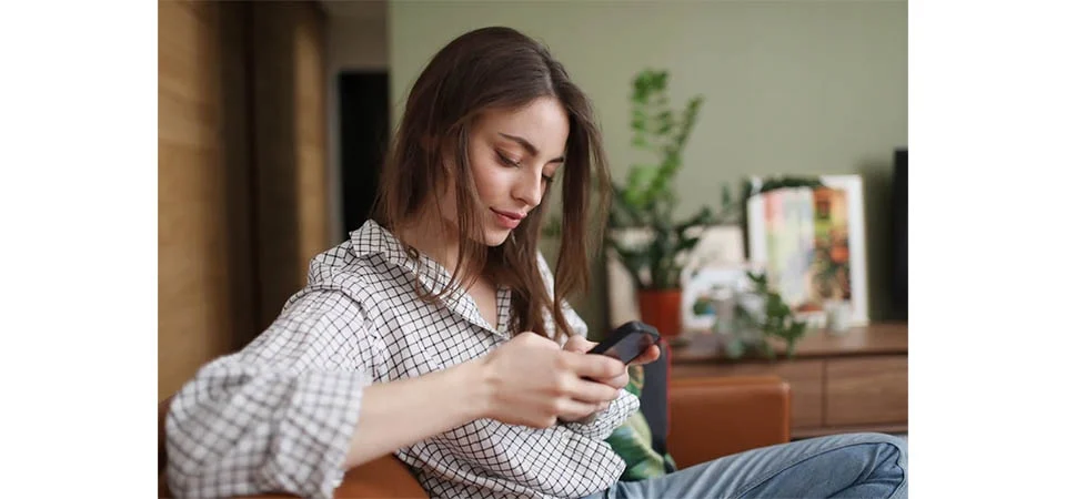 Psicóloga aponta benefícios de ficar longe do celular