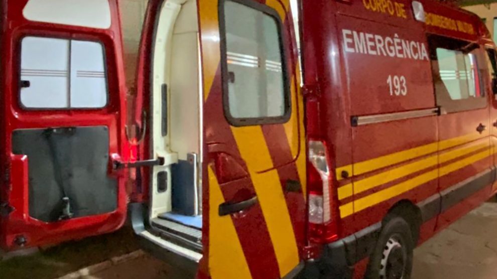 Homem soterrado em silo de soja é resgatado com vida por colegas de trabalho