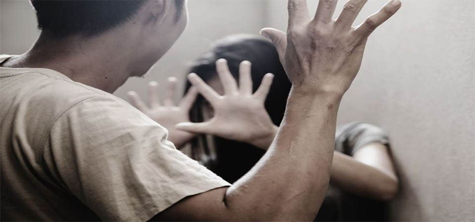 mãe aciona a Polícia Militar para prender o filho agressor