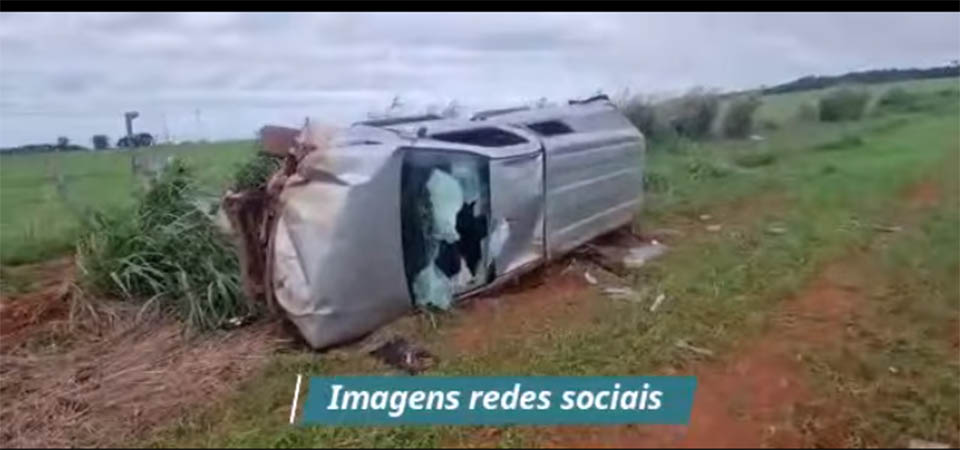 Porto: Carro funerário que transportava caixão com corpo capota na MT-338