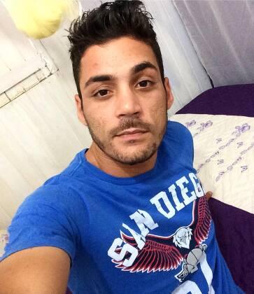 Empresário mata jovem a tiros em posto de combustíveis. Vídeo