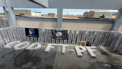 Caminhão com 500 mil cigarros que foram contrabandeados é apreendido