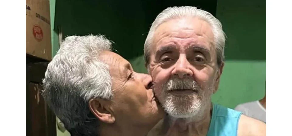 Casal que viveu 43 anos junto morre com duas horas de diferença