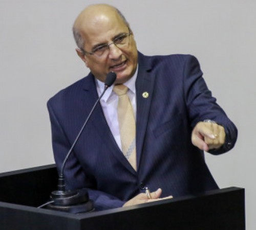 MT: Deputado apresenta programa para construção de casas populares(parcelas de R$ 300 a 400)