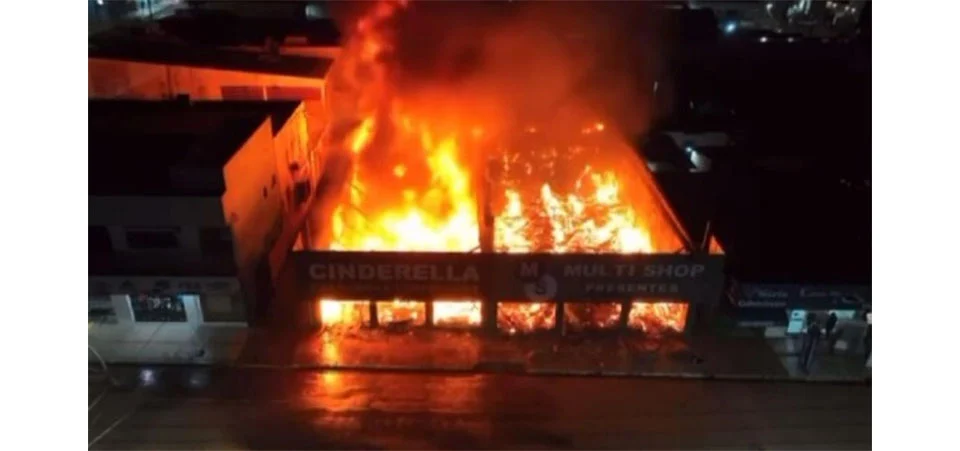 Mandantes e executores de incêndio em lojas são identificados