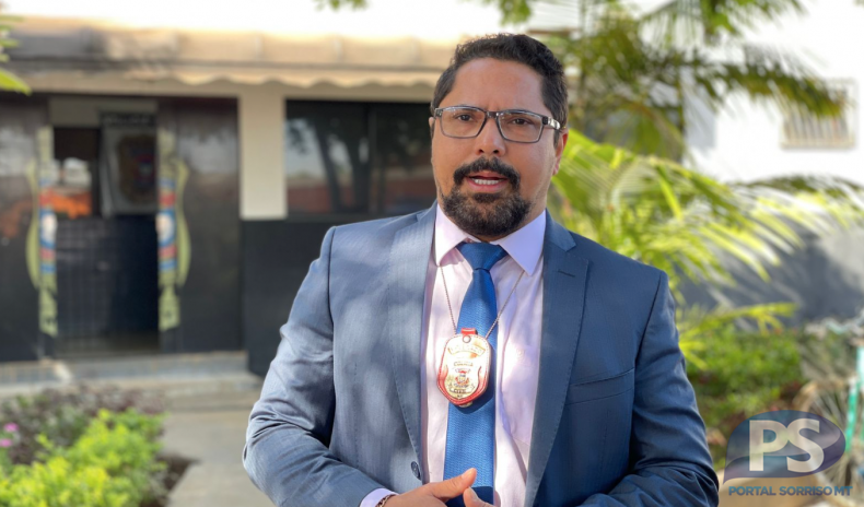 Marido de mulher que só poderia sair de casa acompanhada é preso