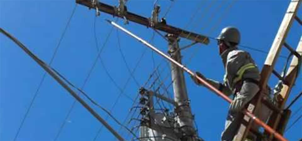 Itanhangá: Homem morre ao bater chave em rede de energia