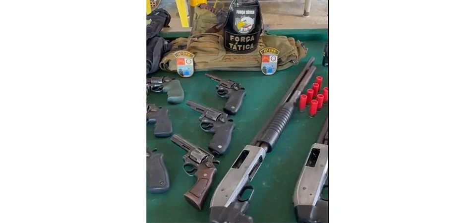 Polícia Militar prende cinco homens por roubo e invasão à propriedade rural