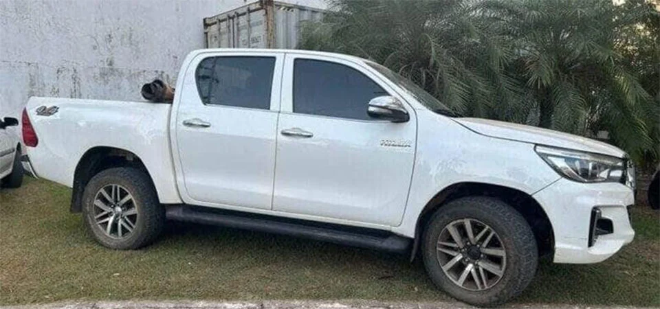 Hilux roubada há quatro anos é recuperada pela PM