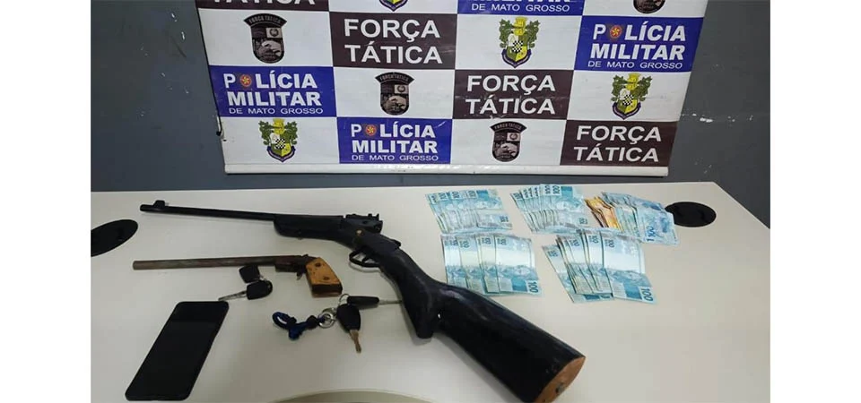 Polícia Militar recupera 2 toneladas de ração de gado e conduz três pessoas por furto e receptação