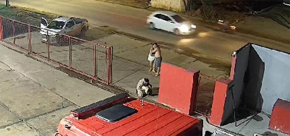 Bebê de 3 meses é salva pelo Corpo de Bombeiros após engasgar com leite. Vídeo