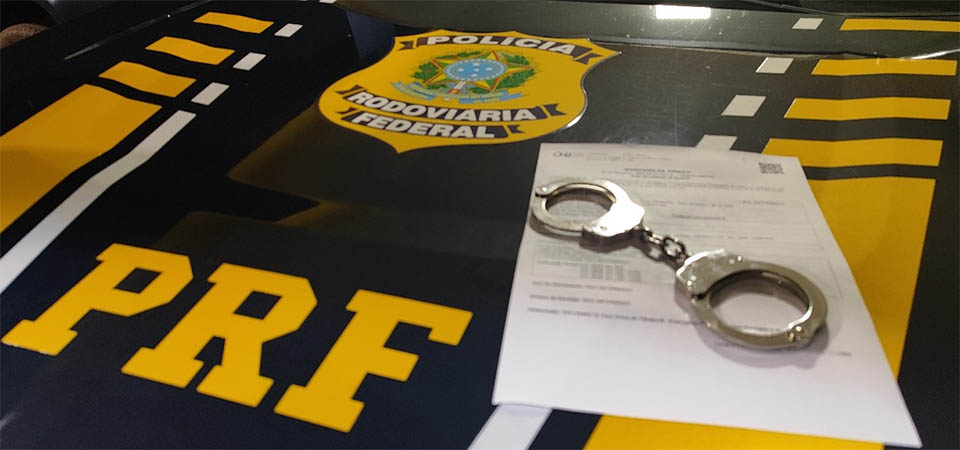 Tabaporã: condutor é preso pilotando na contramão e sem CNH; tinha mandado em aberto