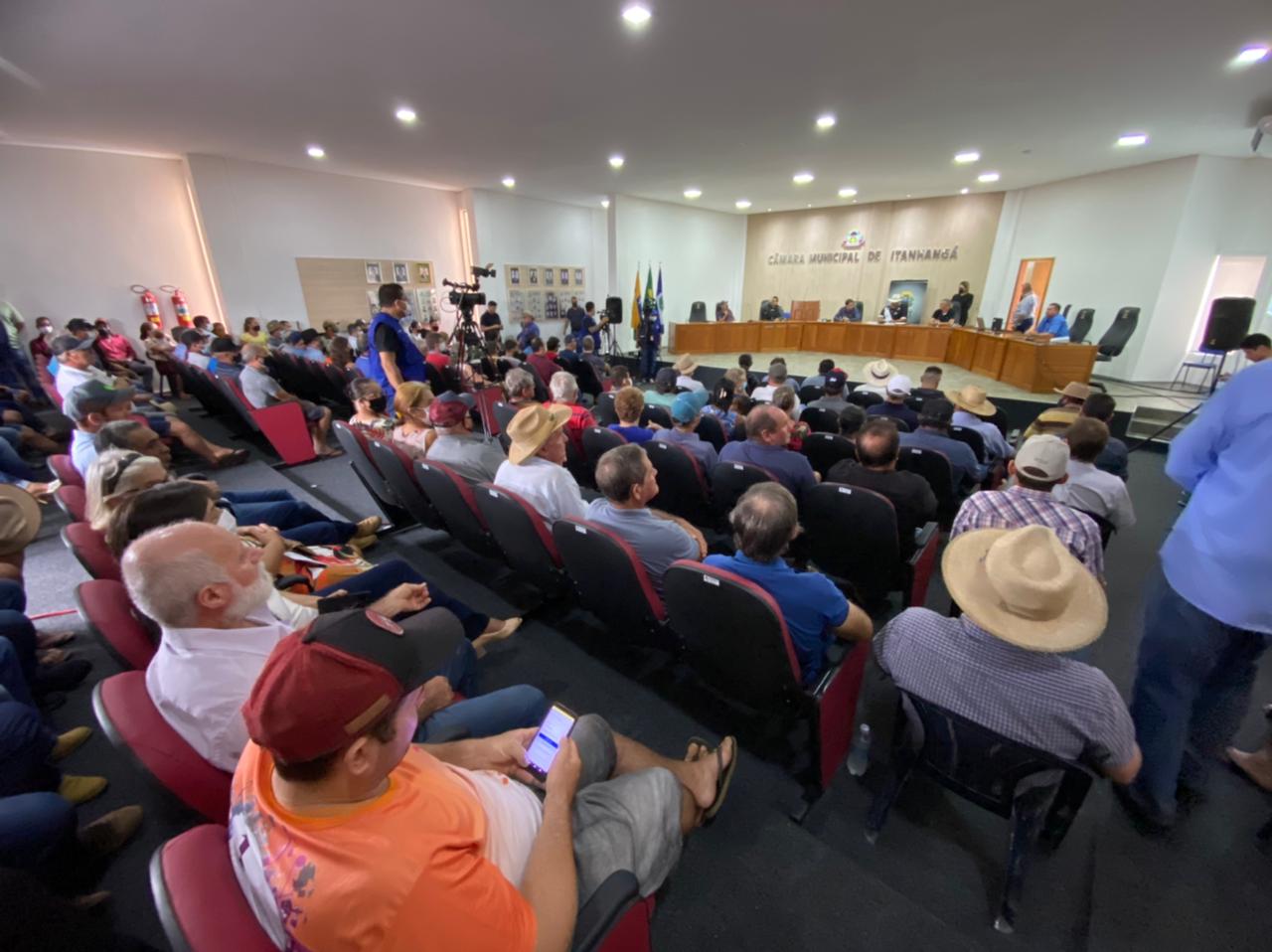 Itanhangá: Assentados participam de Audiência Publica e pedem por títulos definitivos