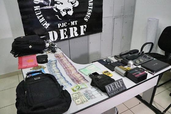 DERF prende dupla que usava bloqueador de sinal para furtar veículos