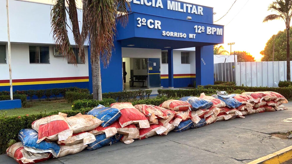 Homem é preso com uma tonelada de defensivos agrícolas contrabandeados