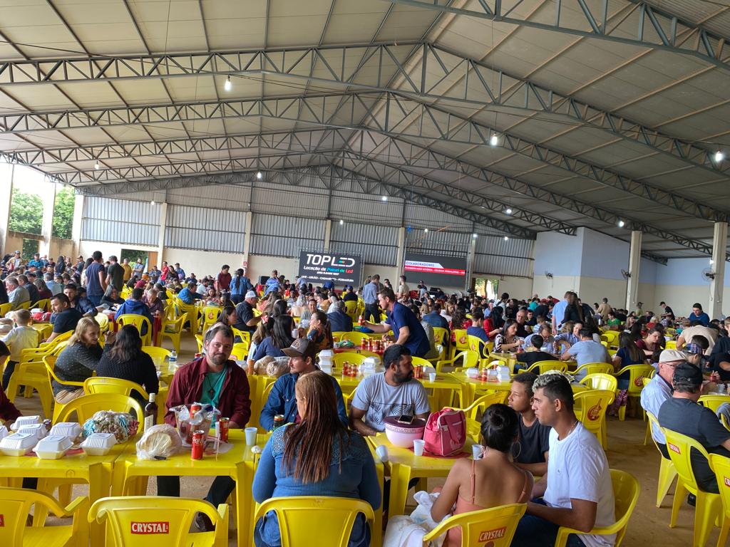 Itanhangá: População comemorou com missa e festa o “Dia Da Santíssima Trindade”