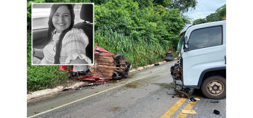 Professora morre após perder controle de carro, capotar e atingir caminhão