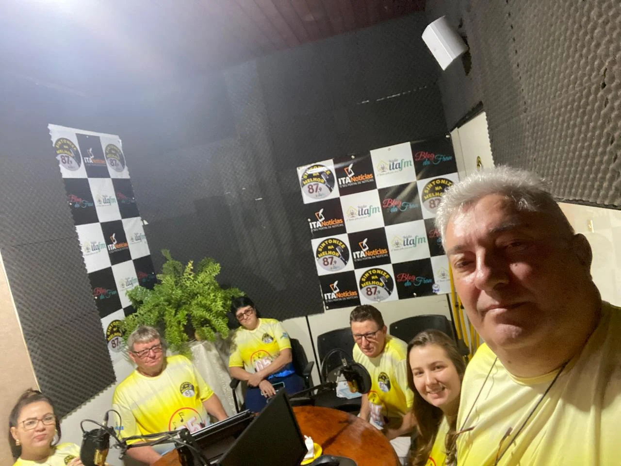 Itanhangá: Rádio ITA FM 87,9 celebra 5 anos de história com programação especial e convidados ilustres