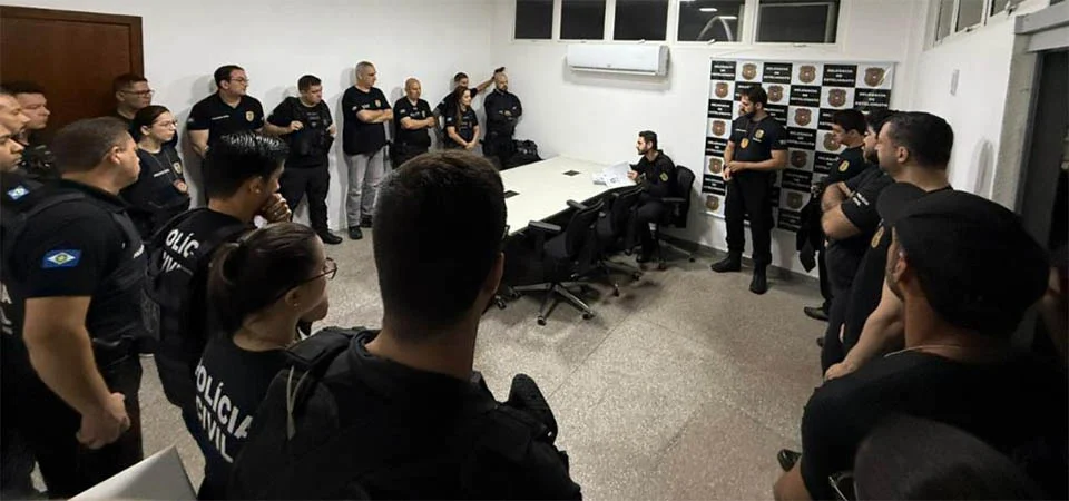 Bando aplica R$ 120 milhões em golpes na venda de milho; 17 são presos