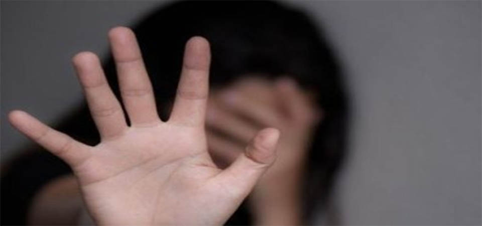 Maníaco estupra filho adolescente e menina de 11 anos