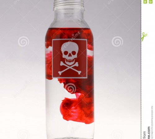 Mãe dá veneno para filho de um ano e tenta suicídio em Itanhangá