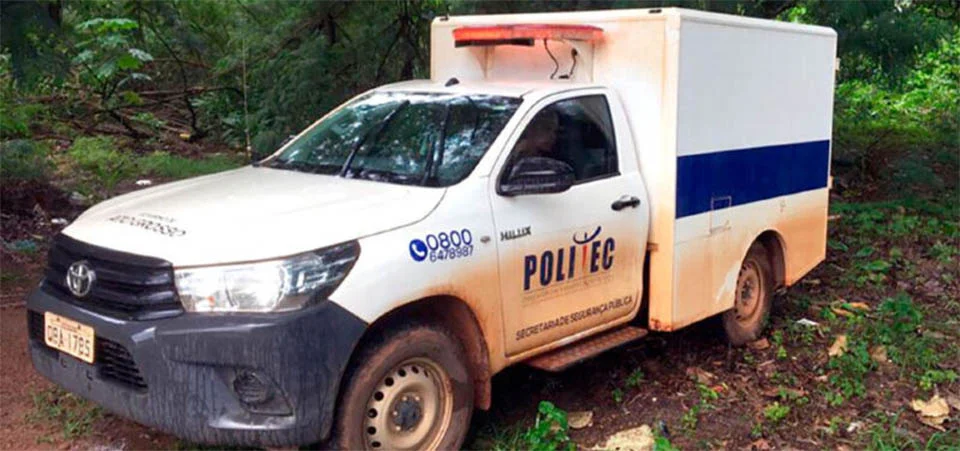 Jovem morre após cair de altura de 10 metros enquanto trocava telhado em sítio da irmã