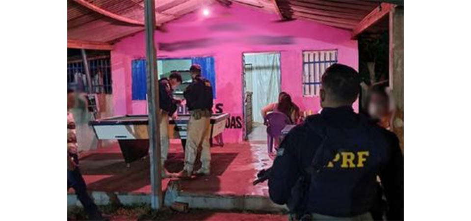 Menor em situação de vulnerabilidade é resgatada pela PRF em ponto de prostituição