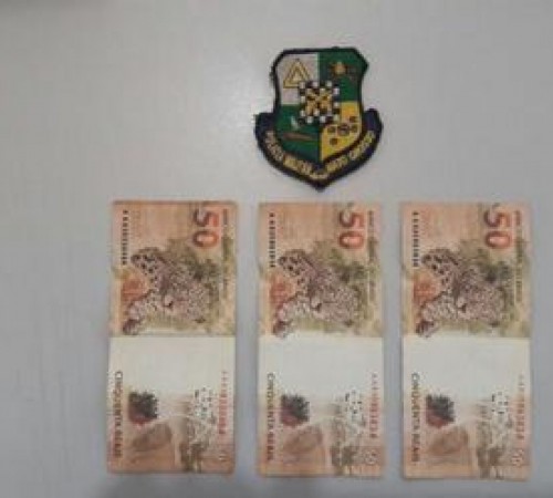 Comerciante é detida suspeita de repassar dinheiro falsificado
