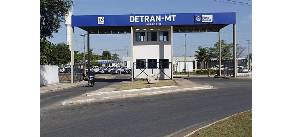 Golpista se faz passar por agente bancário para enganar mulher, conheça e fique atento para não cair