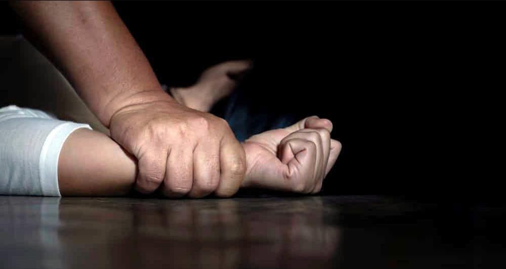 Mãe e filha são estupradas e roubadas durante venda de celular marcada pela internet