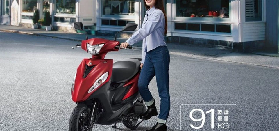 Yamaha lança moto que faz 50 km por litro e custa R$ 8,6 mil