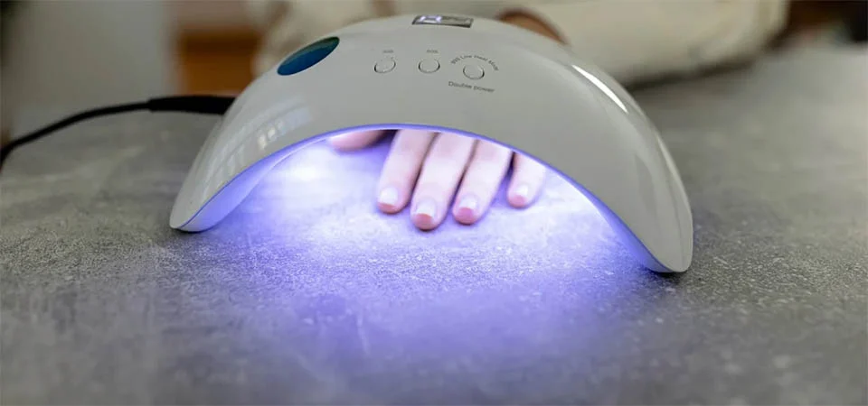 Anvisa veta duas substâncias em cosméticos: saiba se o seu tem alguma