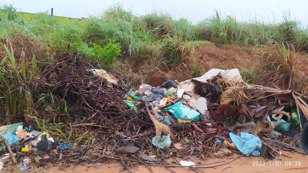 Itanhangá: Estradas vicinais continuam sendo usadas como deposito de lixo