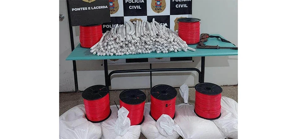 Polícia Civil apreende 210 dinamites que seriam utilizadas em garimpo