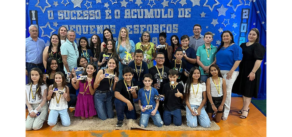 Itanhangá: Professores, pais, alunos e autoridades comemoram resultado no IDEB. Fotos